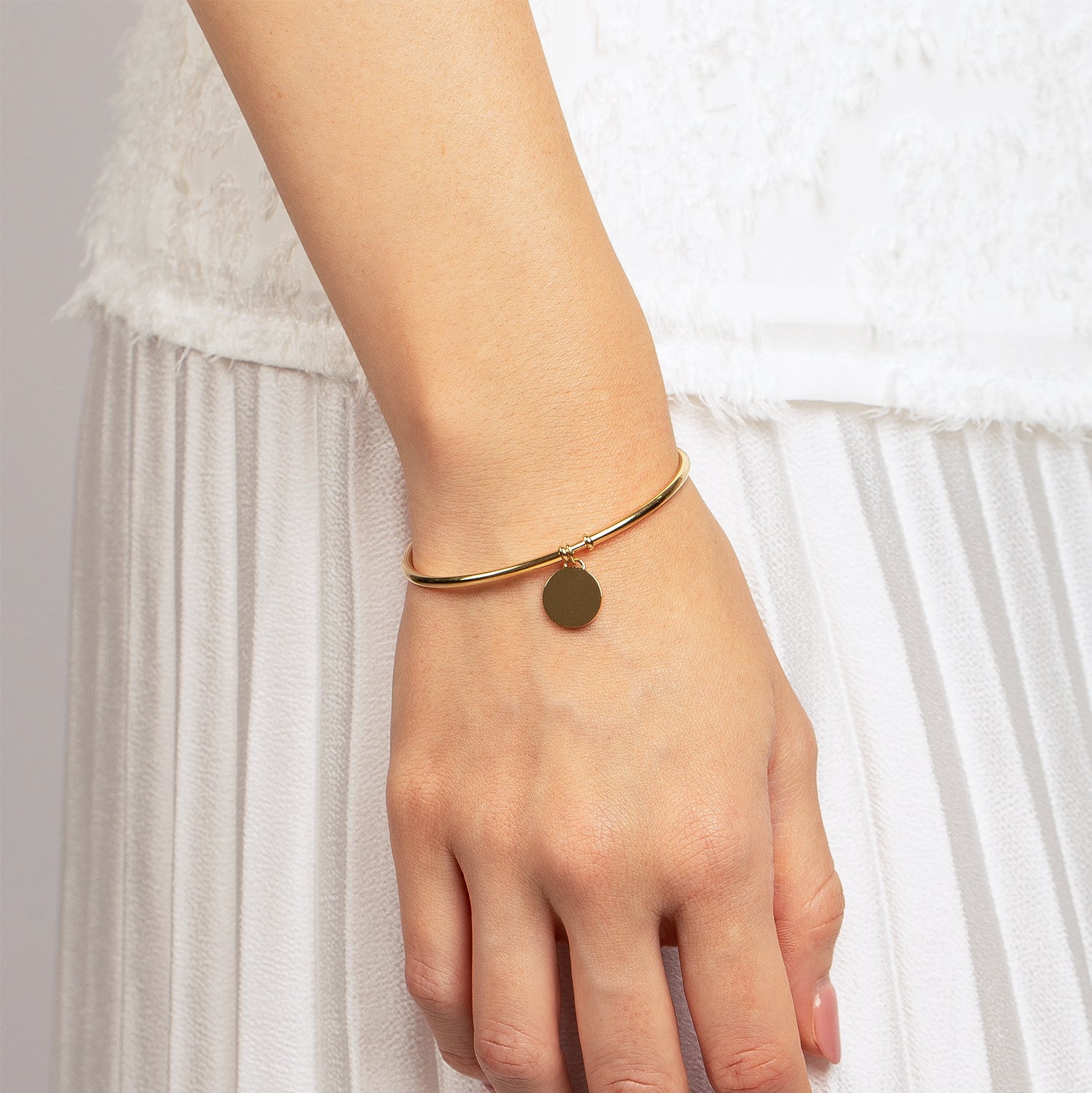 Essential Charm 18K Gold Bracelet