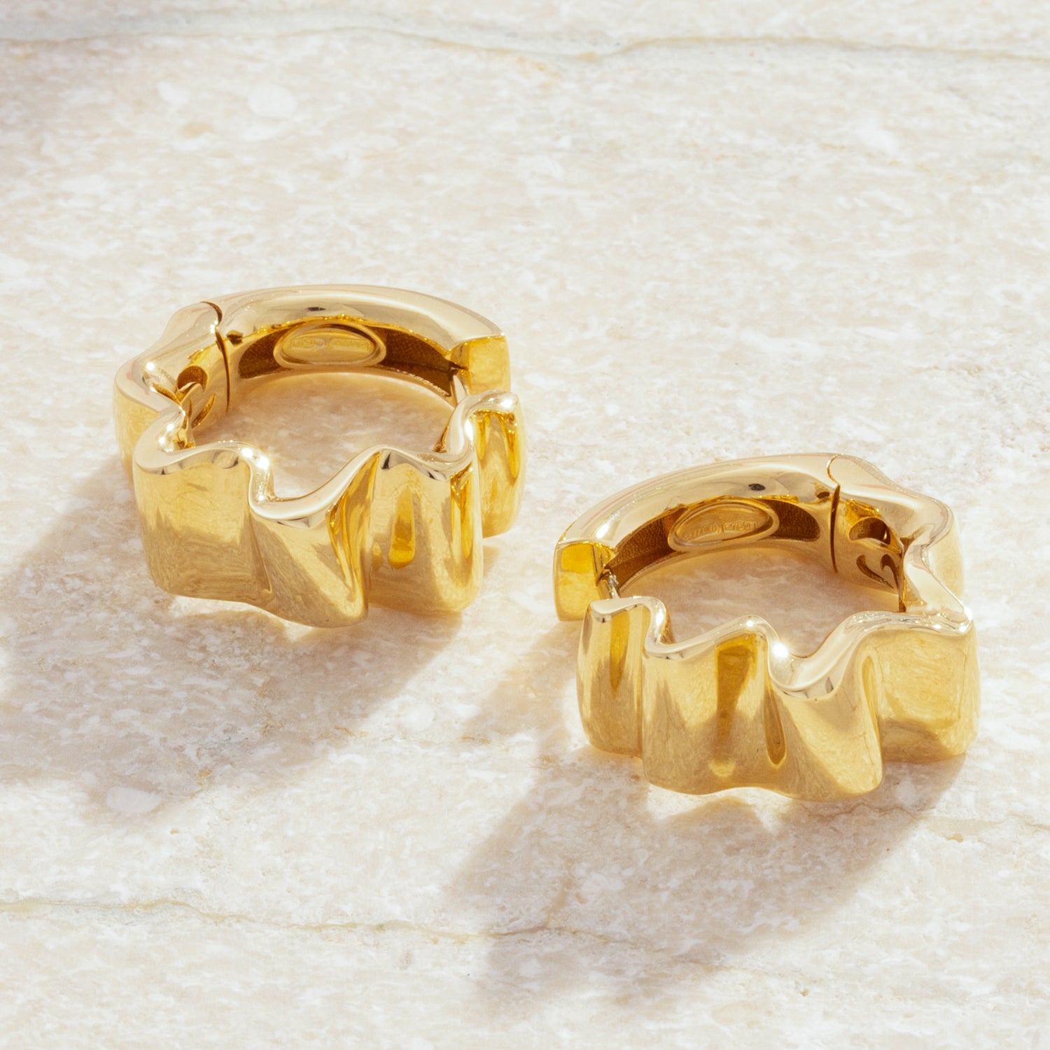 18K Gold Petite Stella Huggies