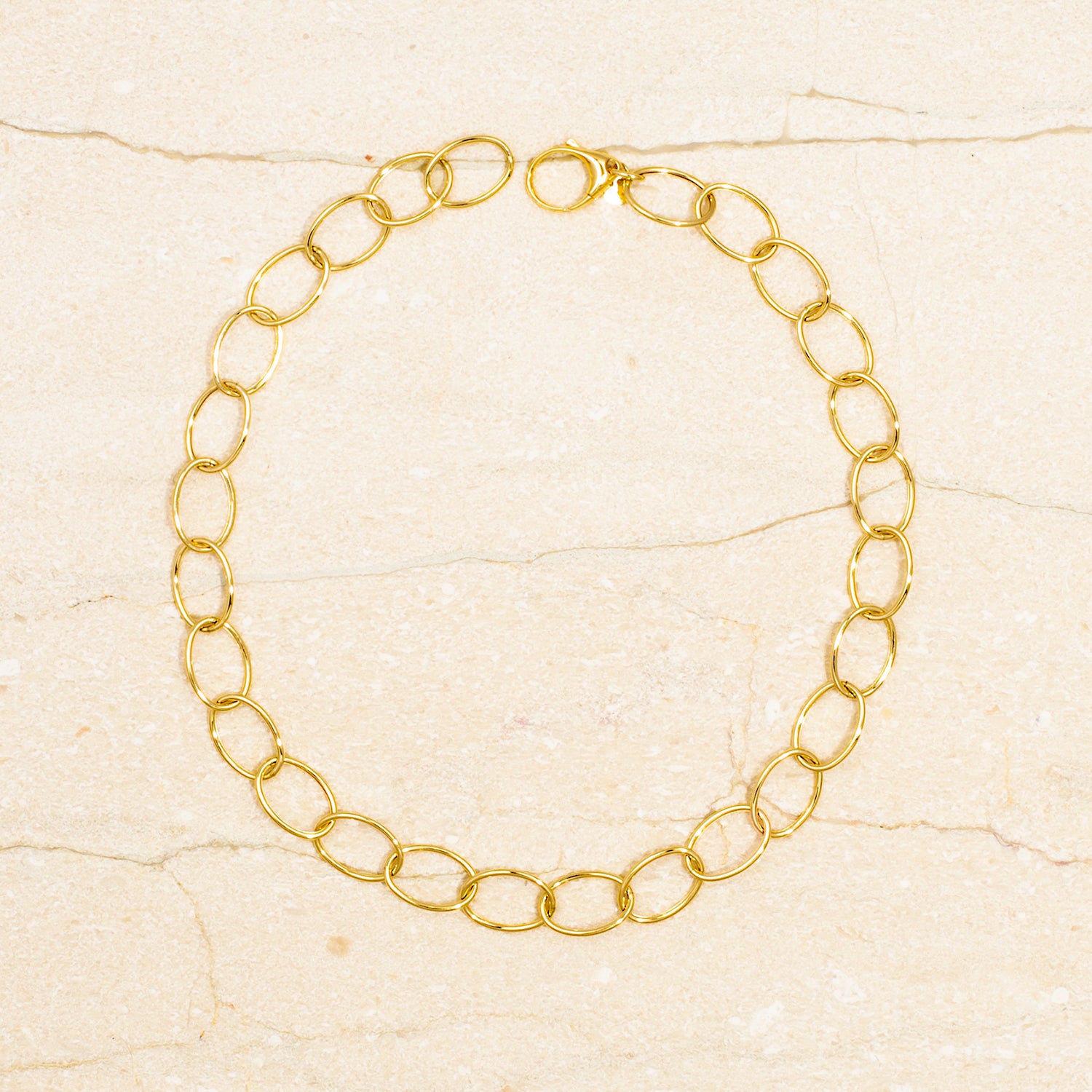 Dainty Petal 18K Gold Necklace